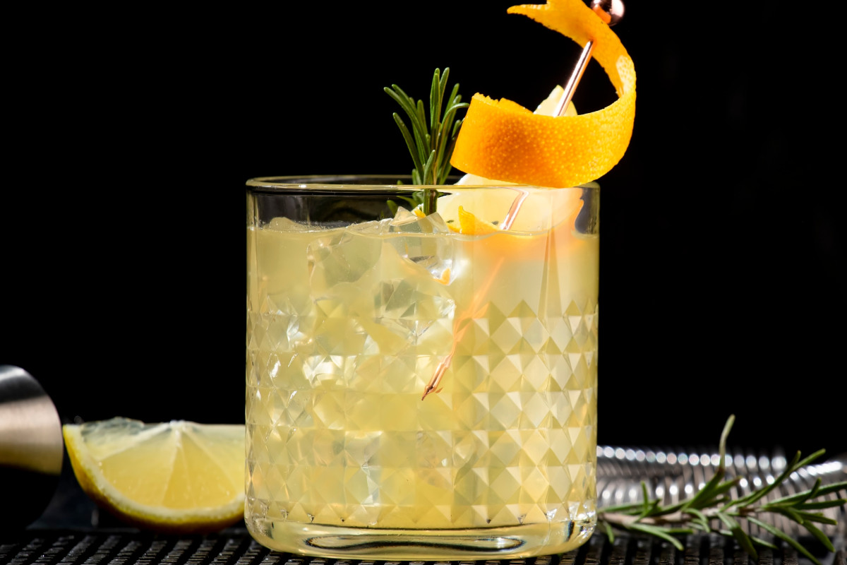 Zodiaco e drink: ecco il cocktail che si sposa con il tuo segno