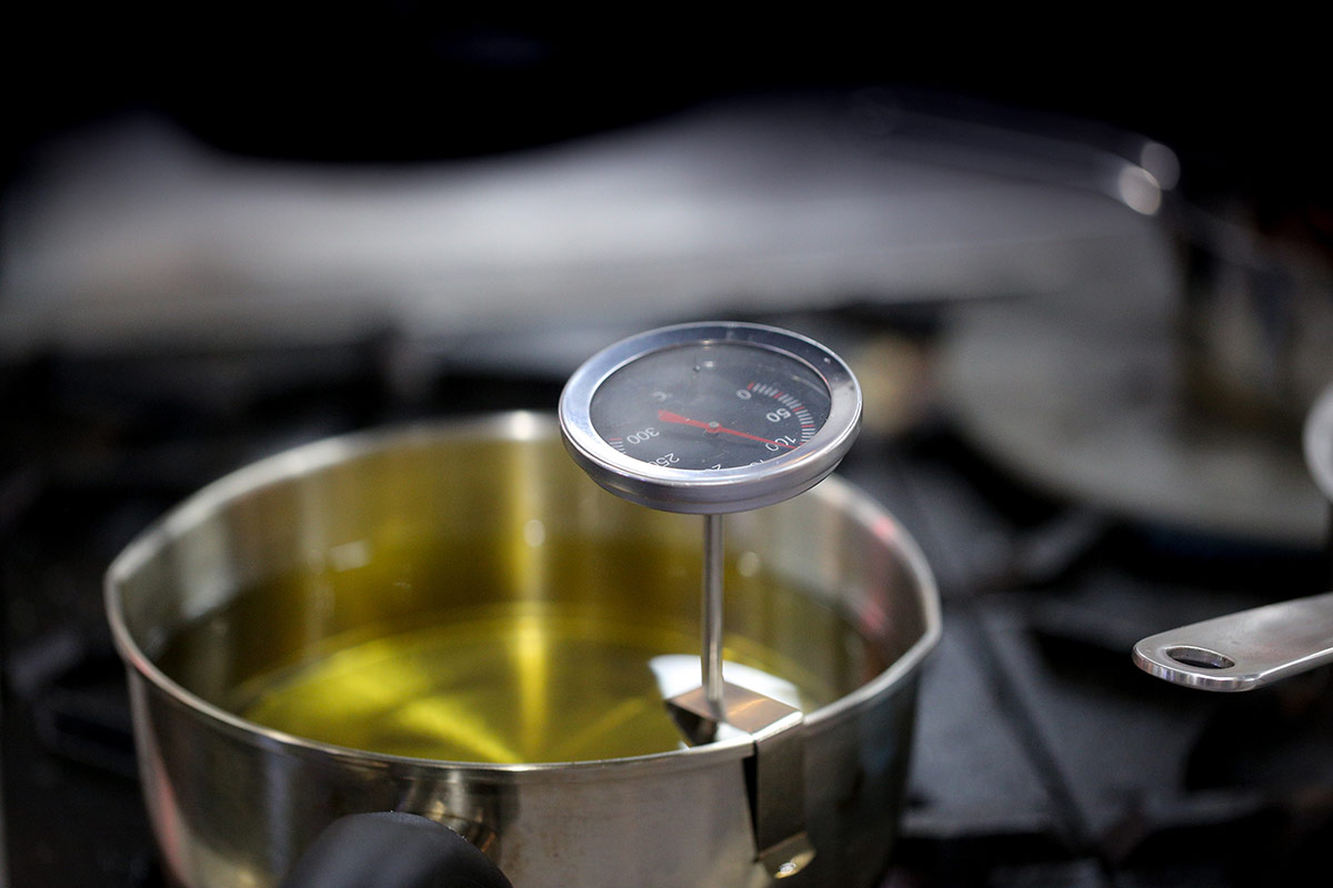 Frittura professionale: tecniche, strumenti e metodologie per un risultato perfetto