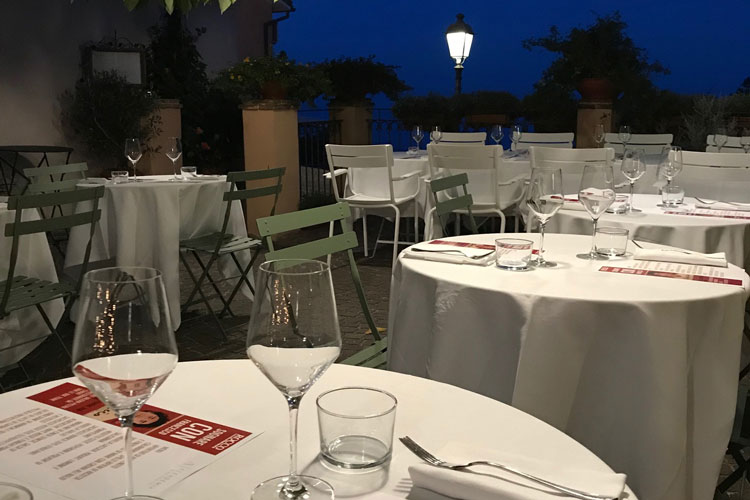 (Sognare con FrancescoDi Romito la prima cena solidale)