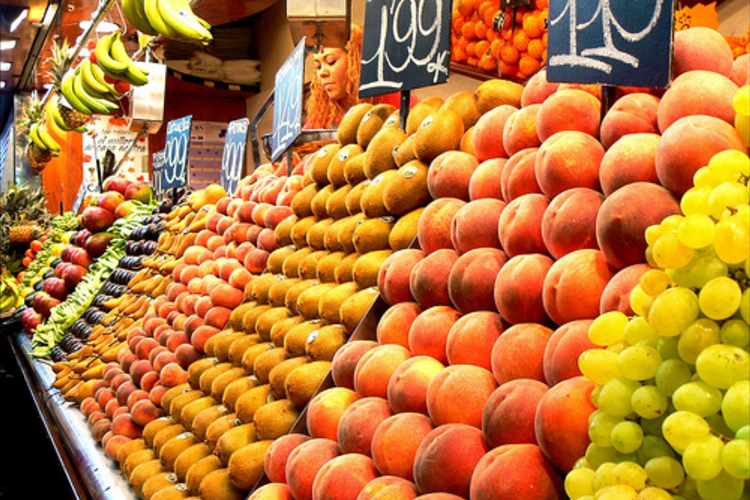 Successo per l'iniziativa in favore delle famiglie pi&ugrave; povere (Spesa sospesa, donati 15 quintali  con le eccellenze del Made in Italy)