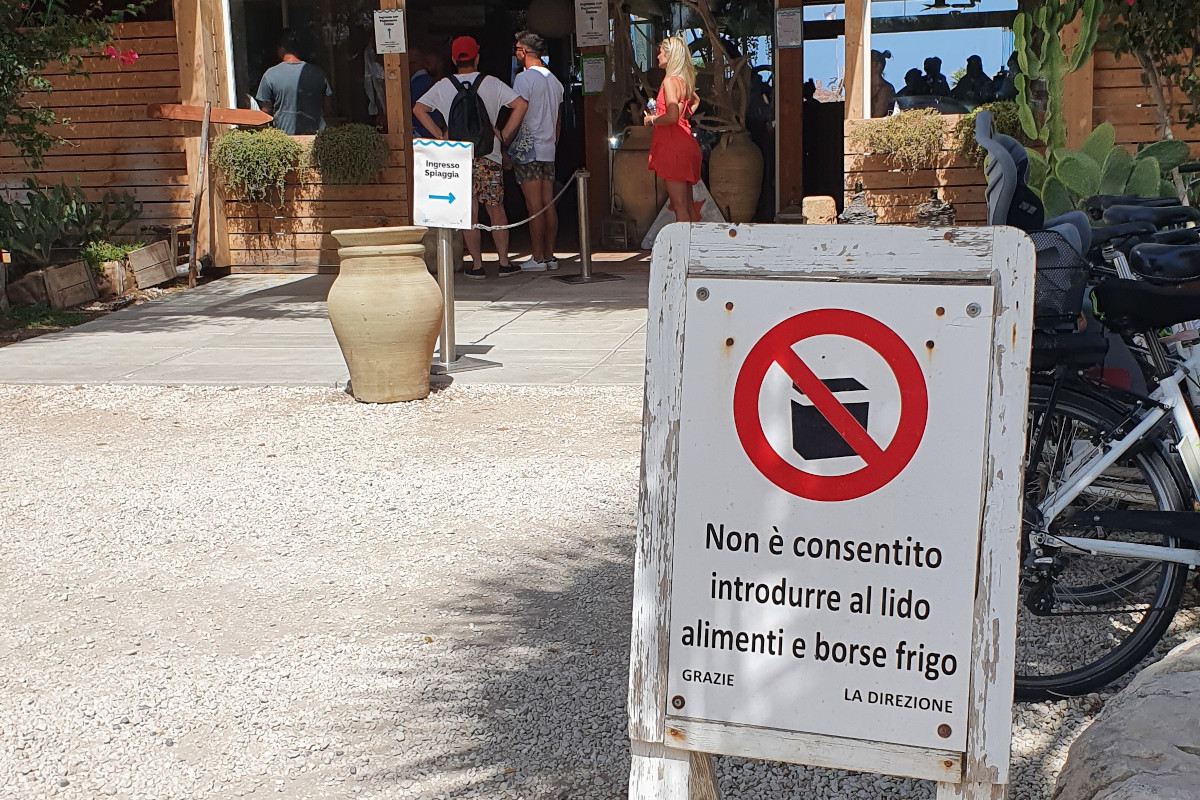 Spiagge pubbliche e accesso al mare: ecco quali sono i diritti dei consumatori