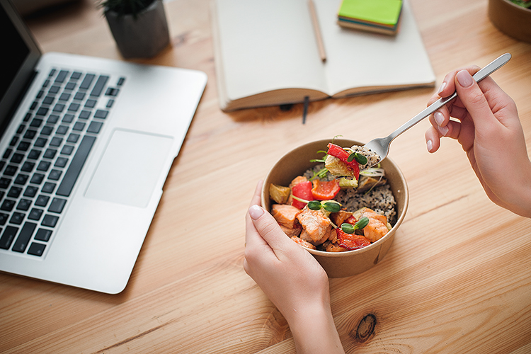 Le regole per un perfetto spuntino - Salato, di stagione e poco calorico Ecco gli ingredienti per lo spuntino