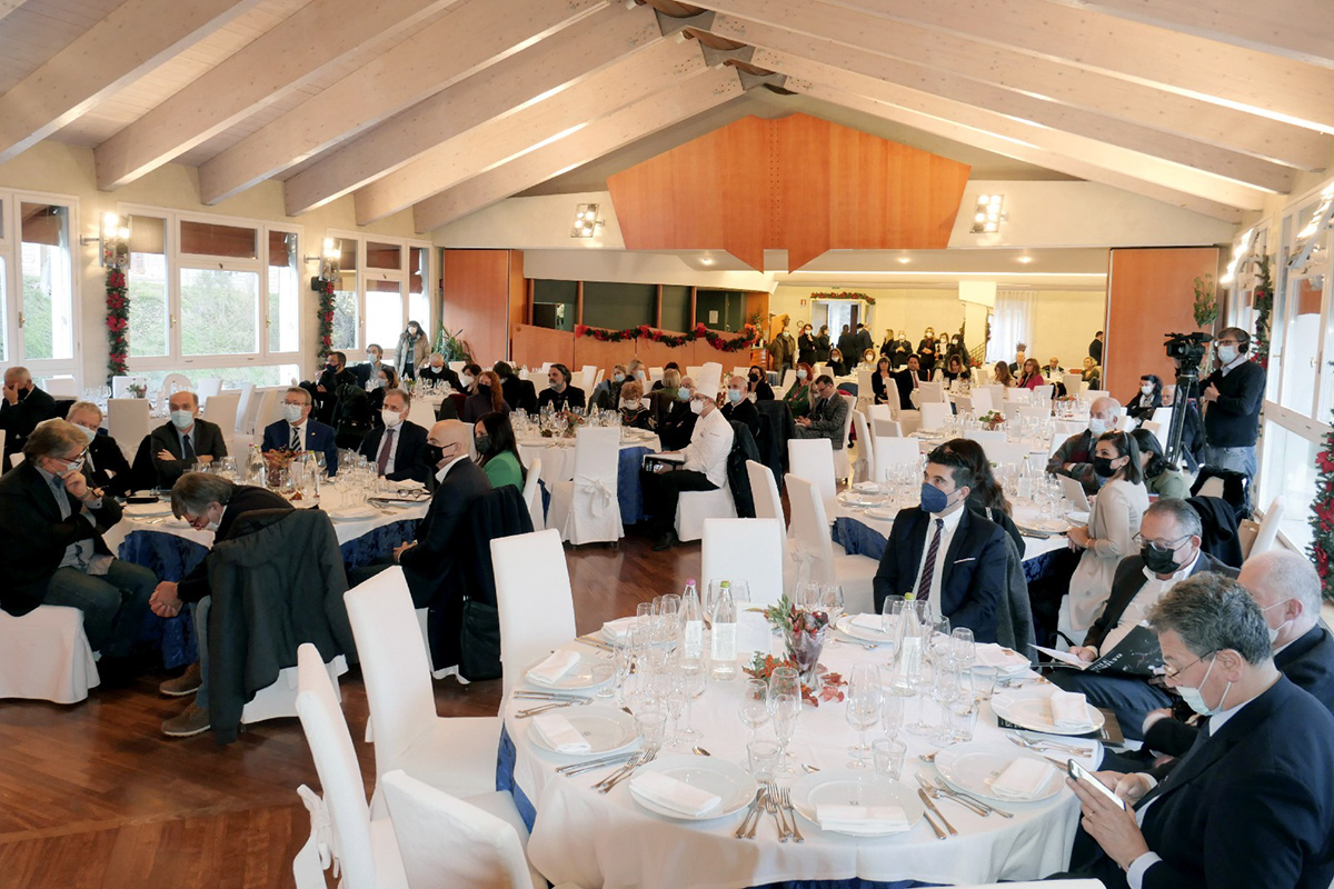 L'evento ufficiale  Acqualagna, ecco una scuola di formazione per gli chef del tartufo. Derflingher primo