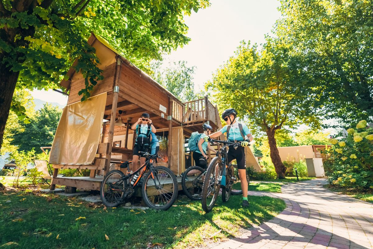 Vacanze sul lago? In Umbria apre il Trasimeno Glamping Resort