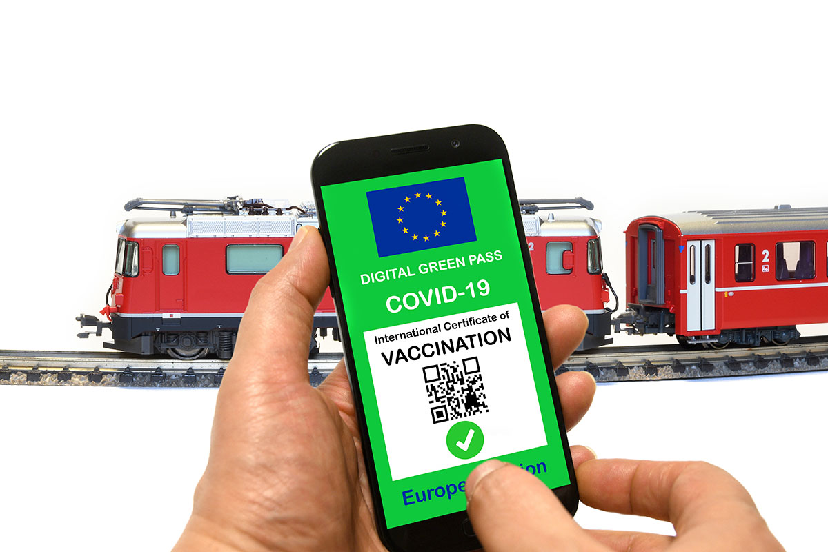 Cruciale il tema dei trasporti Settembre, obiettivo 80% di vaccinati. Obbligo per alcune categorie in caso di flop