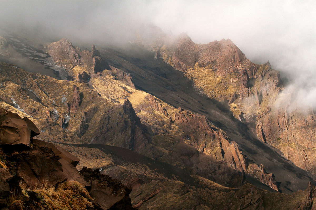 Valle del Bove sull'Etna Il fascino nascosto dell’Etna in autunno