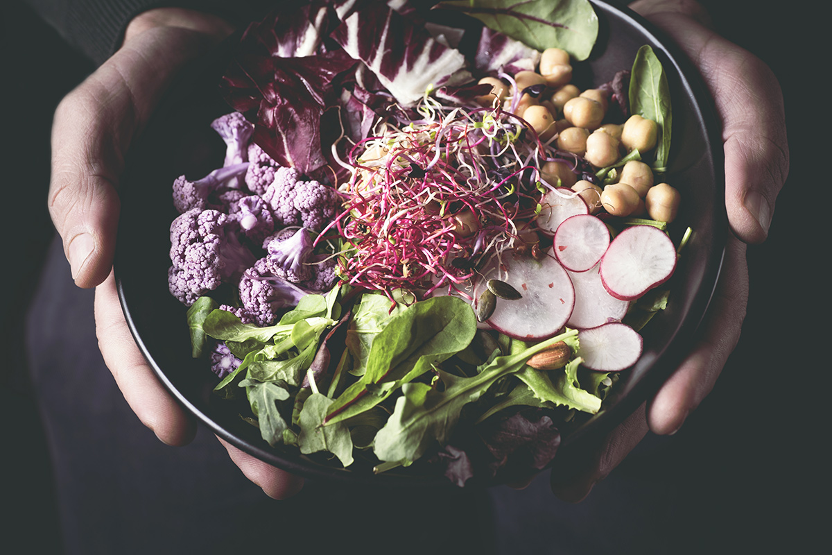 Dieta a base di soli vegetali, un rischio Dieta vegana, vale davvero la pena rinunciare al gusto di un piatto gourmet?