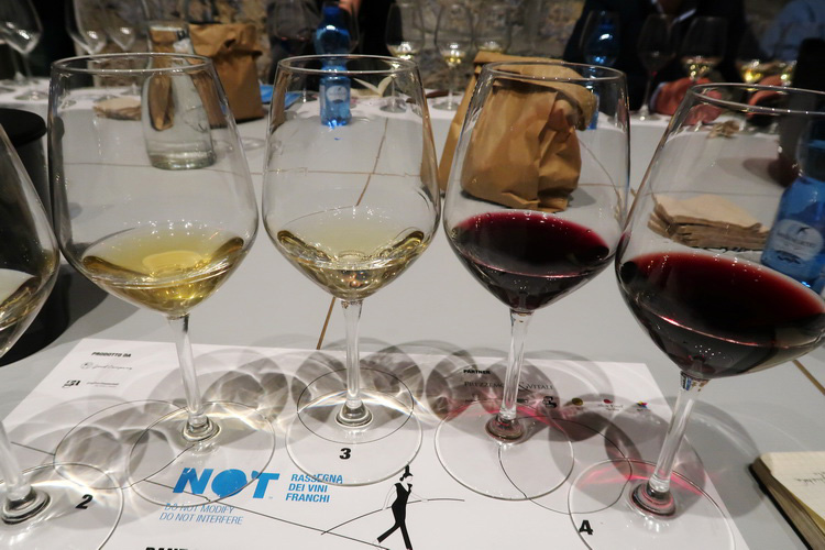 Vini in degustazione (I vini Franchi tornano a Palermo)