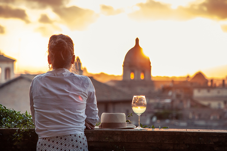 Il vino italiano deve essere un'esperienza Export, comunicazione, digitale e formazion: ecco dove deve migliorare il vino italiano