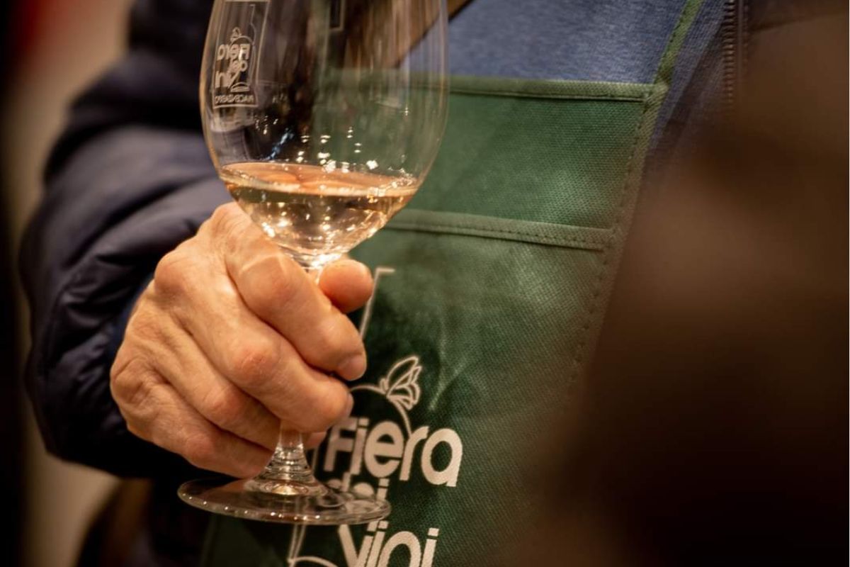 In Italia “si ha paura” del vino? Serve smitizzarlo per apprezzarlo di più