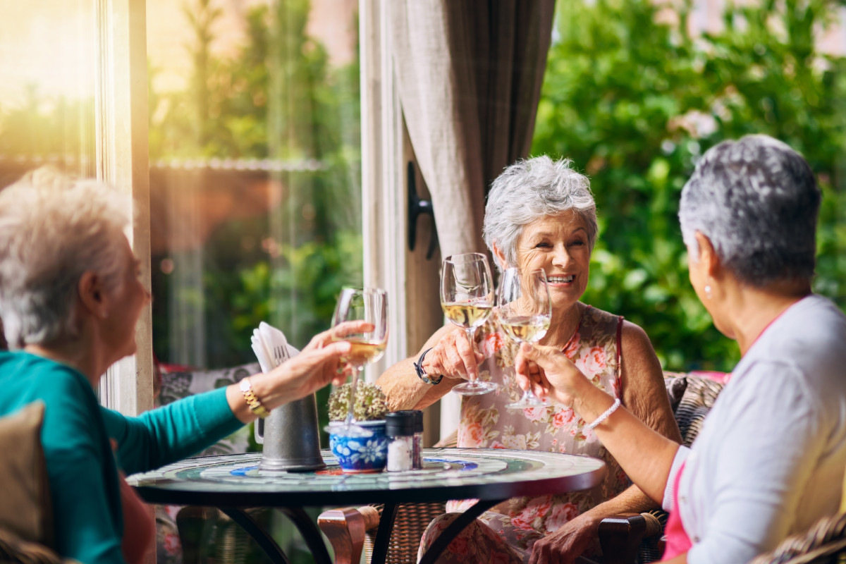 Cosa guardano Gen Z, Millennials e Boomers quando acquistano vino?