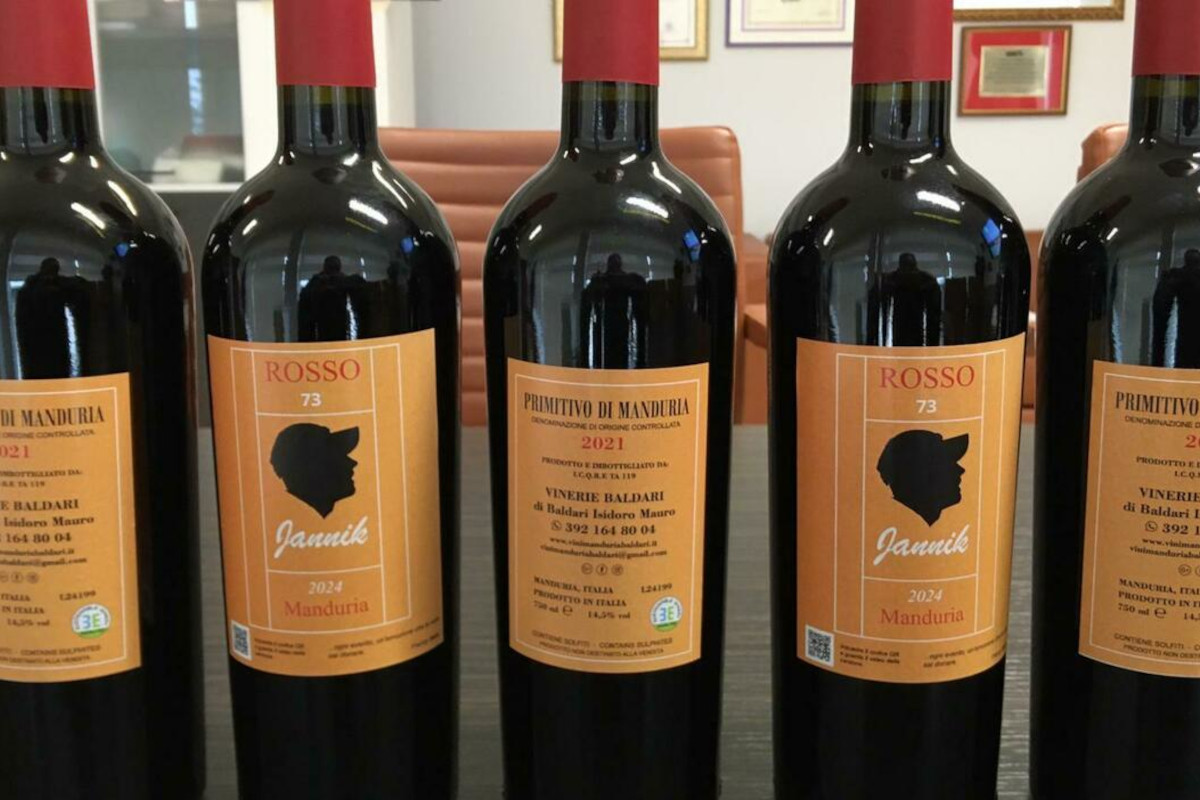 Primitivo Jannik Sinner? Il Consorzio non ci sta: «Non è autentico»