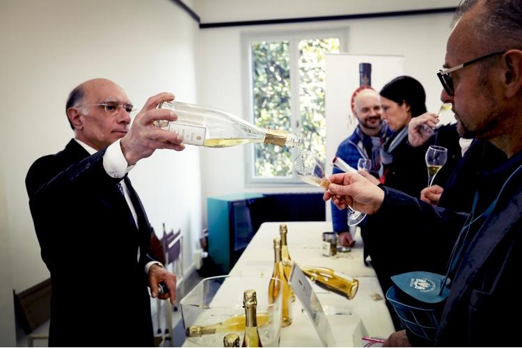 (Bollicine in Villa 
A marzo la seconda edizione)