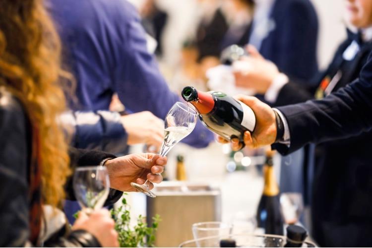 (Bollicine in Villa 
A marzo la seconda edizione)