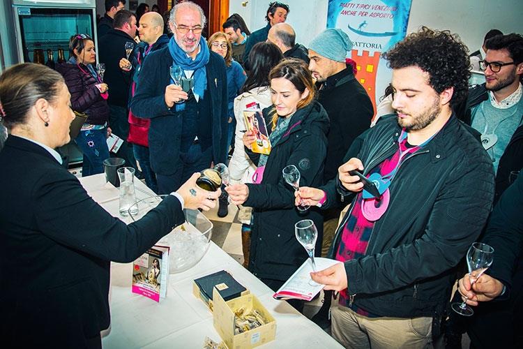 (Bollicine in Villa cresce 
Mille visitatori e vini da 5 Paesi europei)