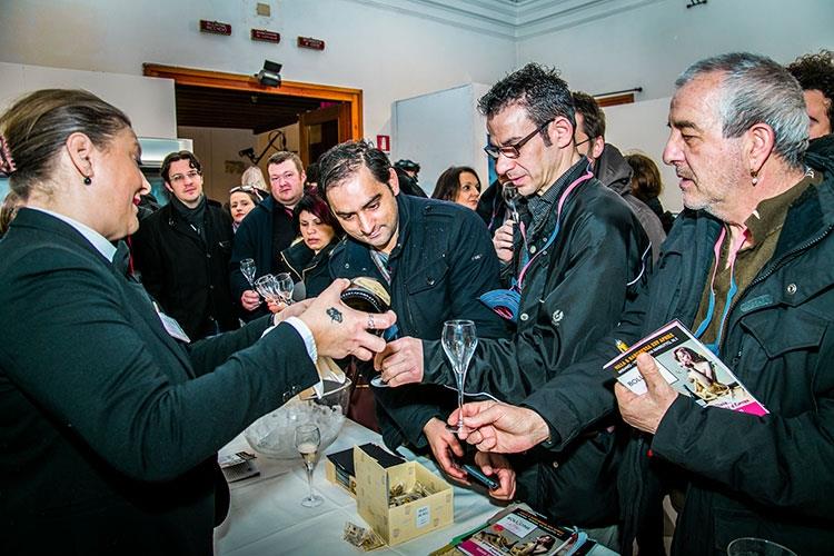 (Bollicine in Villa cresce 
Mille visitatori e vini da 5 Paesi europei)