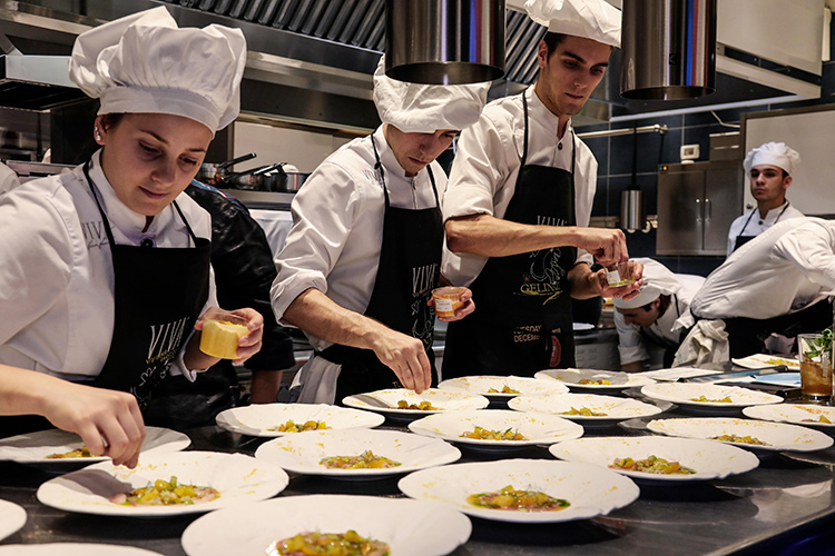 (Gelinaz anche in casa Viva 
La Varese “cucina” l'austriaco Mraz)