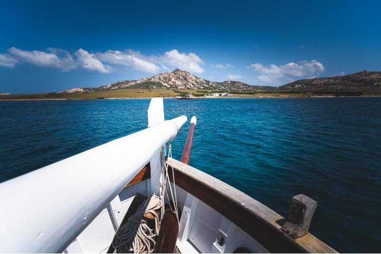 (Ichnusa dalla parte dell’ambiente 
con il progetto “Vuoto a buon rendere”)