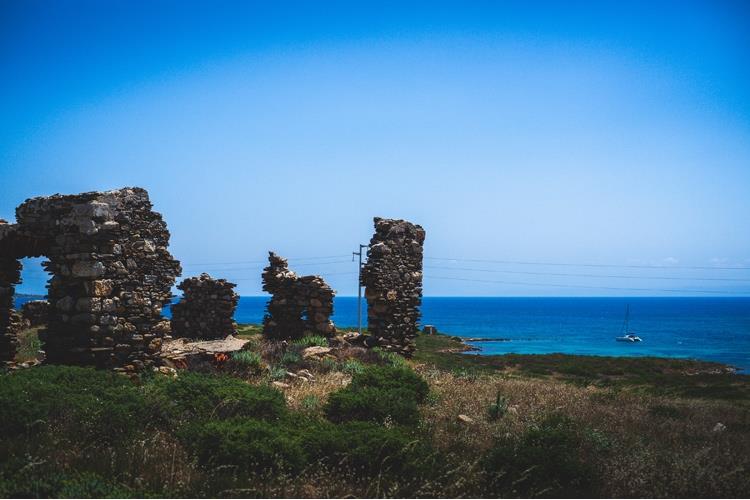 (Ichnusa dalla parte dell’ambiente 
con il progetto “Vuoto a buon rendere”)