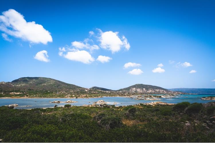 (Ichnusa dalla parte dell’ambiente 
con il progetto “Vuoto a buon rendere”)