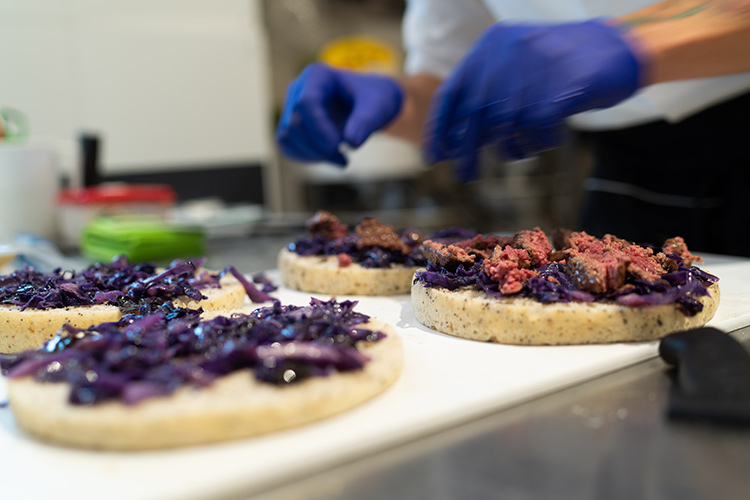 (L’arte dell’impasto si apprende 
con impegno e aggiornamento)