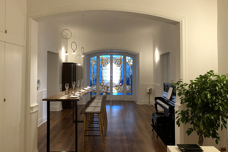 (Il Neapolitan style del Garò 
Per Gramaglia un «ritorno a casa») L'ingresso