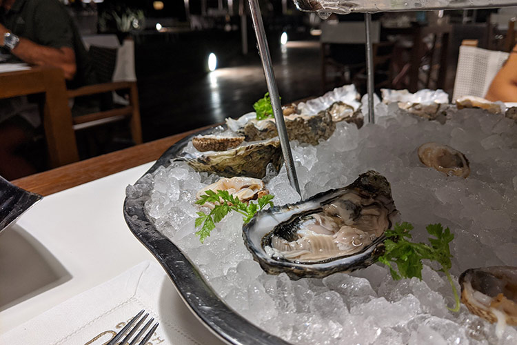 L'antipasto: Ostriche