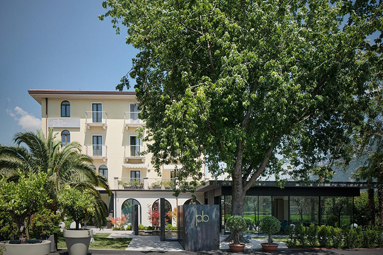 (Peter Brunel torna a casa 
Ad Arco il suo locale gourmet)