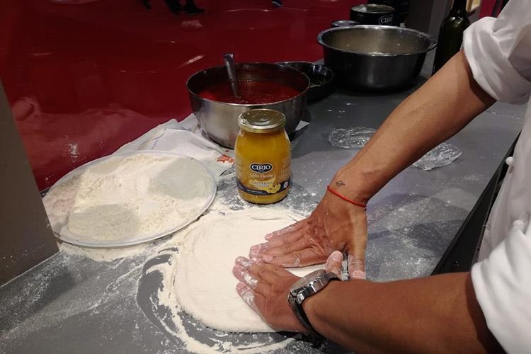 (Quando la tradizione guarda avanti 
Masterclass di successo a TuttoPizza)